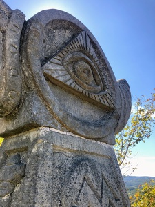 Mohyla 2000 sculpture by Herbert Kisza at the summit of Úhošť (Kadaň)