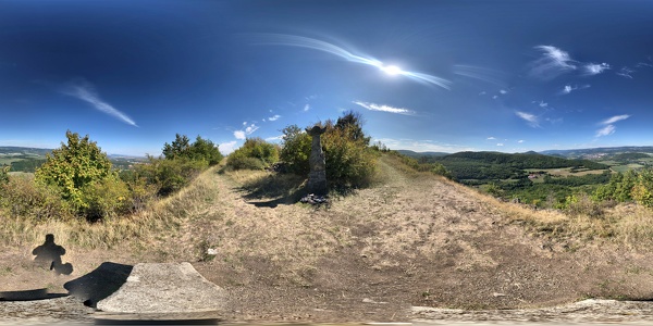 Mohyla 2000 sculpture by Herbert Kisza at the summit of Úhošť (Kadaň)