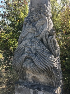 Mohyla 2000 sculpture by Herbert Kisza at the summit of Úhošť (Kadaň)