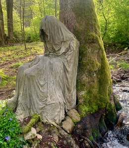 Roadside Sculptures in Lužec, CZ