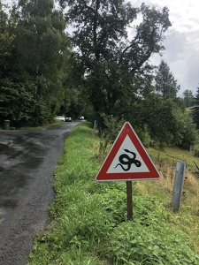 Tohle není Kentucky or Mountains, Snakes, a Church and Signs to Follow in Osvinov, CZ