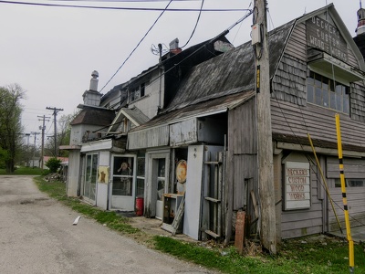 Decker's Custom Wood Works, Salem, IL