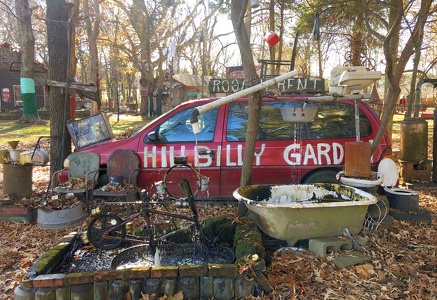 Apple Valley Hillbilly Garden And Toyland