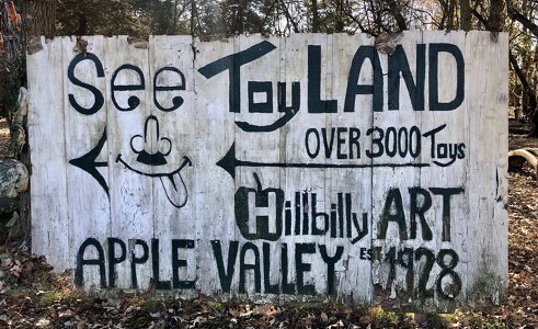 Apple Valley Hillbilly Garden And Toyland